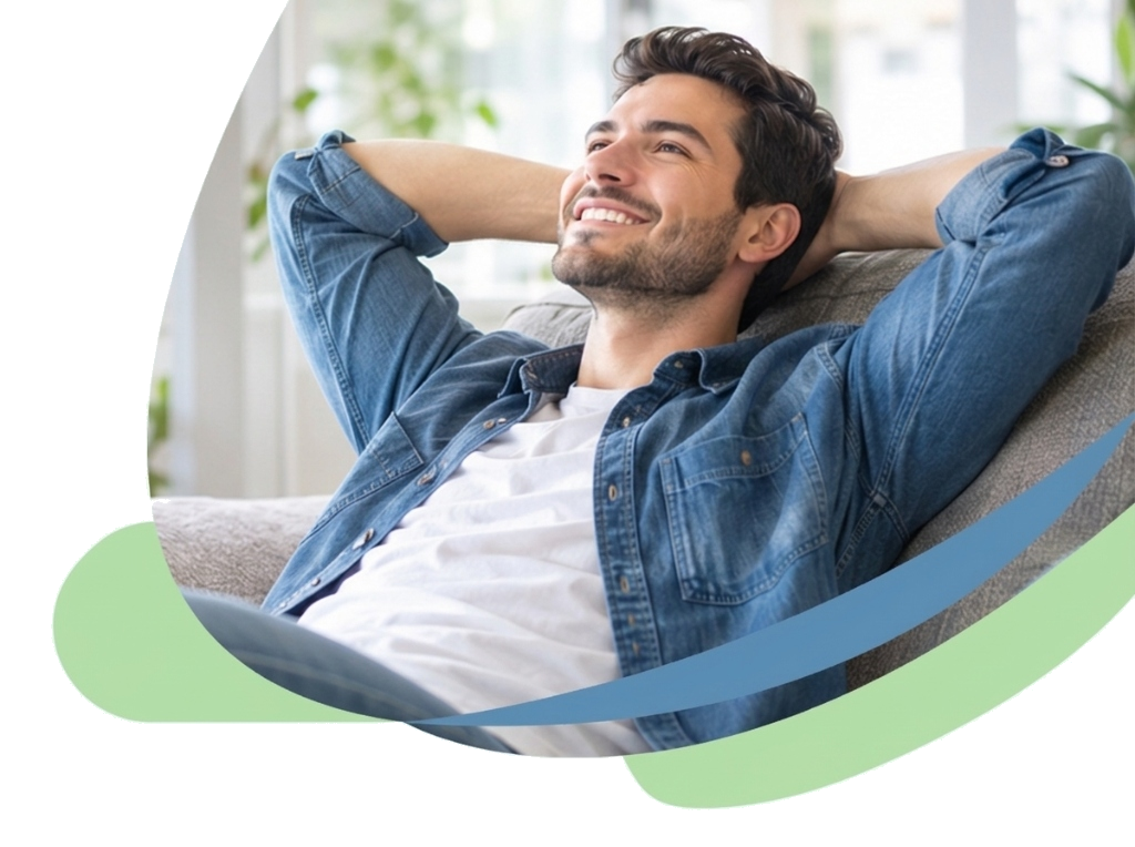 Colaborador disfrutando de su bienestar financiero